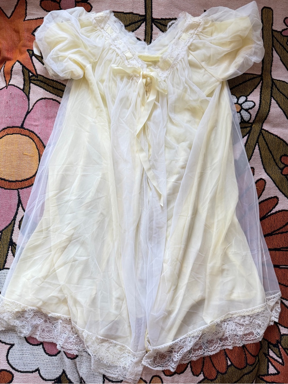 Vintage 50s Peignoir Short Robe Butter Yellow